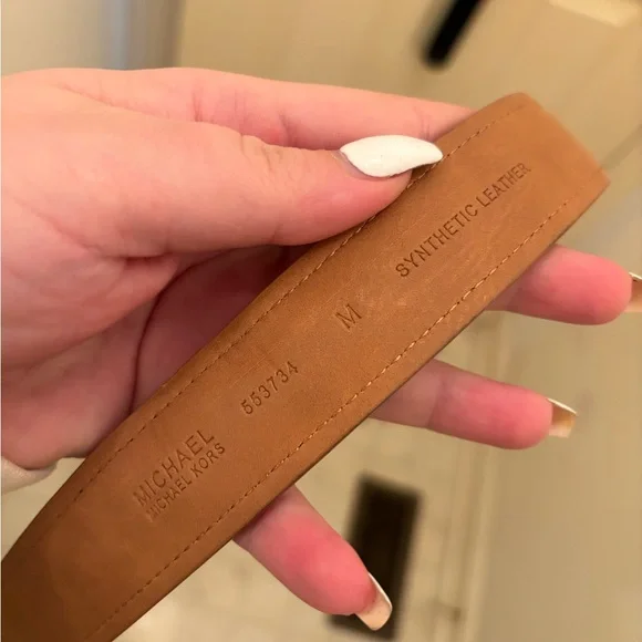 Michael Kors belt - Picture 2 of 5